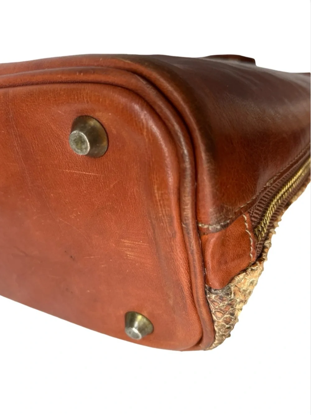 This Terrida rare vintage leather shoulder tote